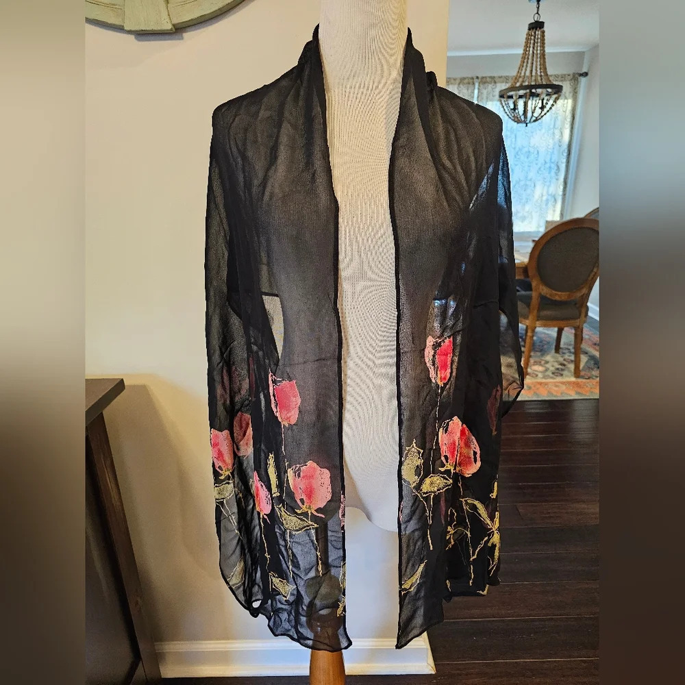 Chico's Women's Vintage Black Floral Rectangle Scarf 100% Rayon. Standard size.
